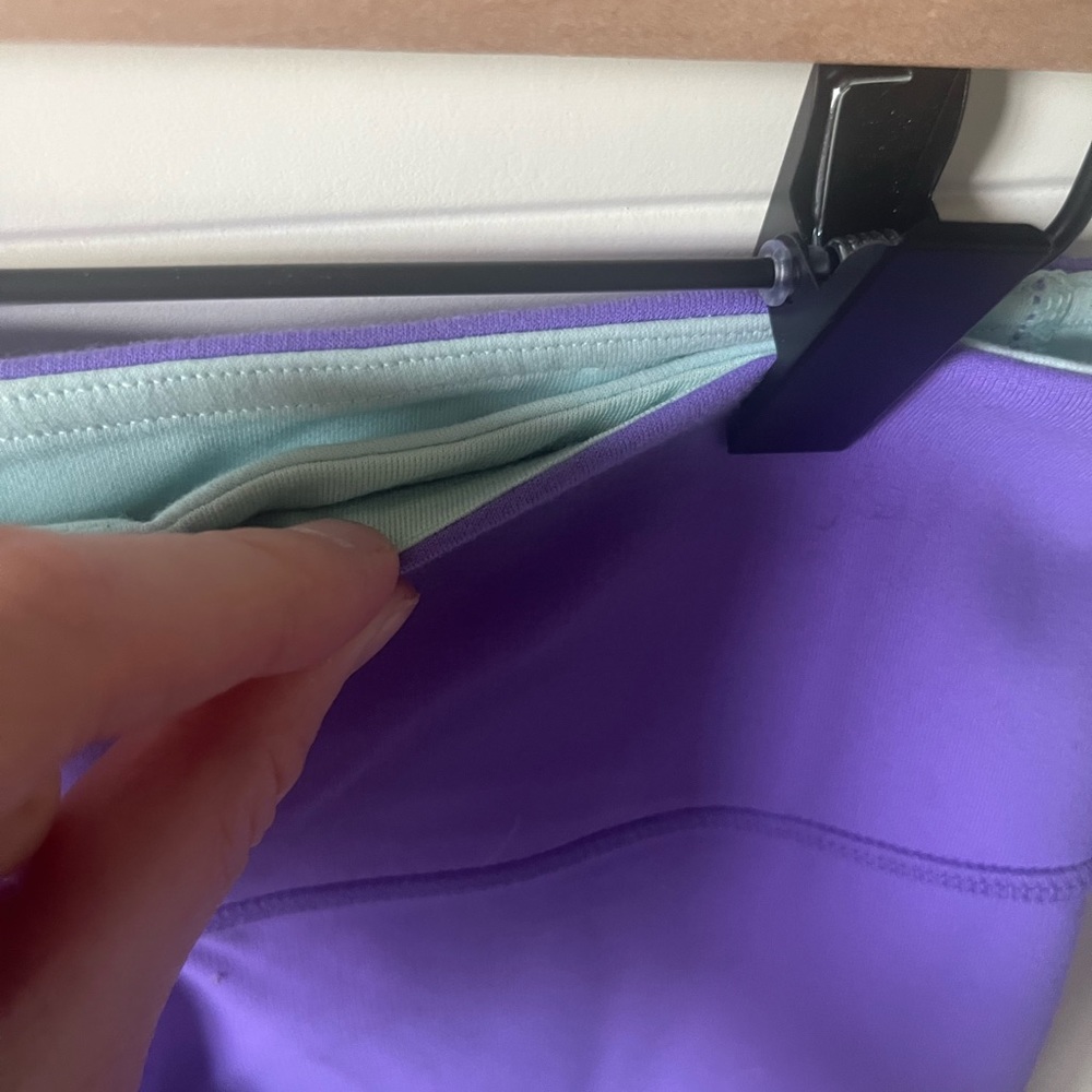 Lululemon size 8 leggings - Picture 4 of 4